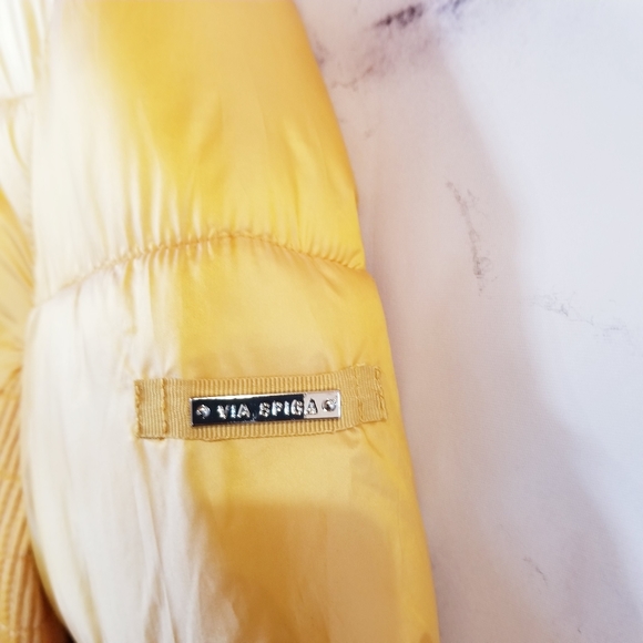 VIA SPIGA Gold Puffer Jacket - Picture 14 of 16